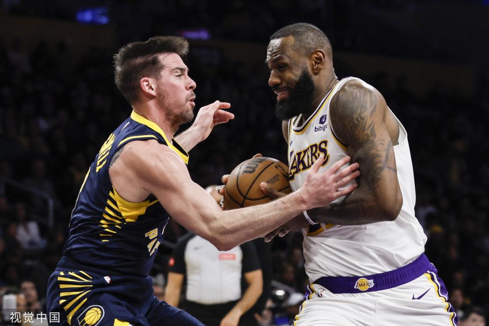 孙颖莎和王 孙颖莎和王